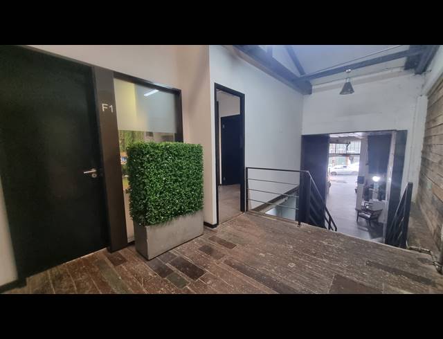 139M² OFFICE TO LET IN CAPE TOWN CITY CENTRE